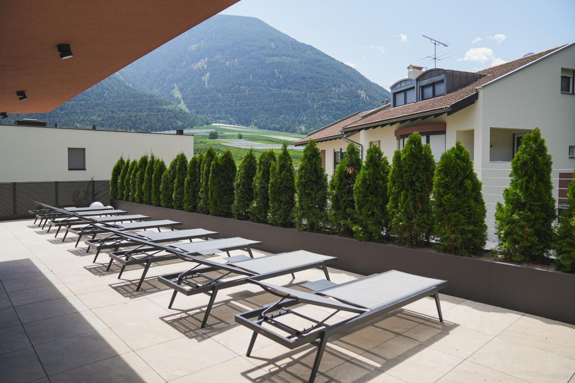 Residence Montani Laces Exterior foto